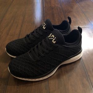 APL’s Athletic Propulsion Labs Phantom Knit